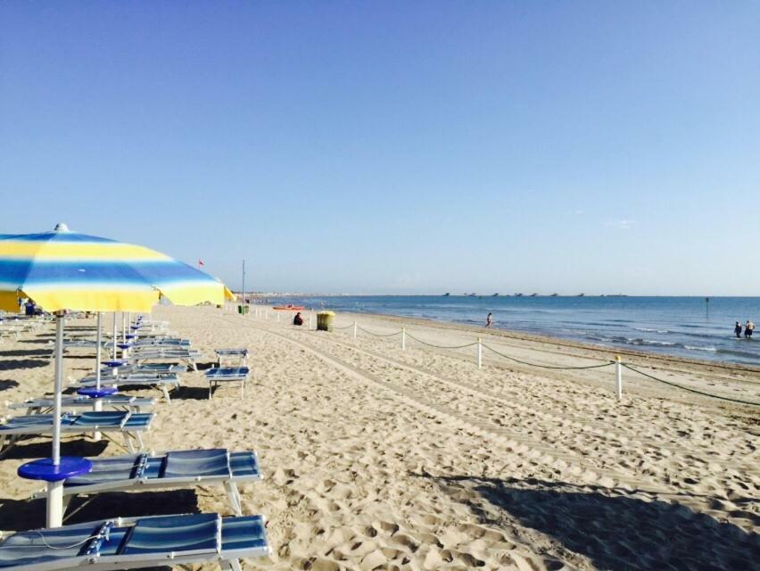 Villaggio Camping Europa ソットマリーナ エクステリア 写真